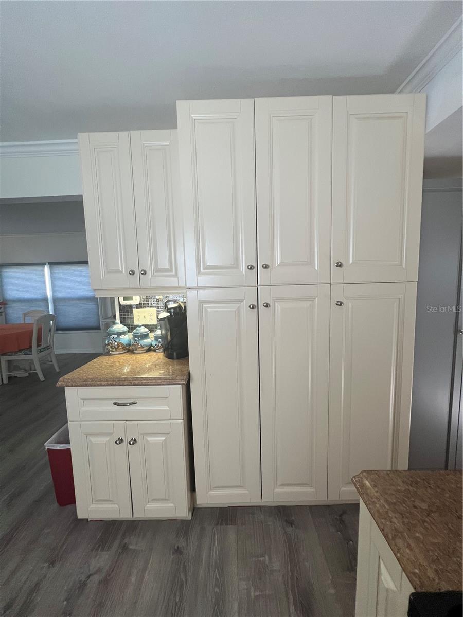 143 S PORT DR — photo 16