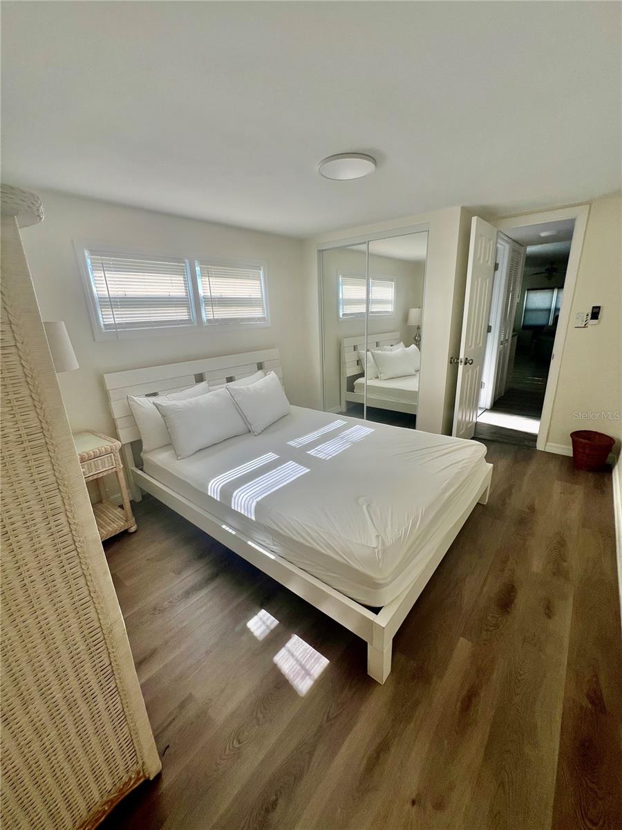 143 S PORT DR — photo 10