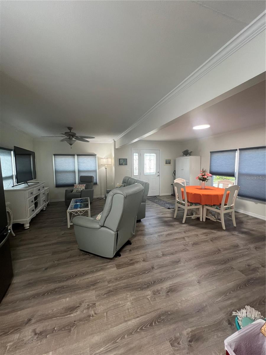 143 S PORT DR — photo 6
