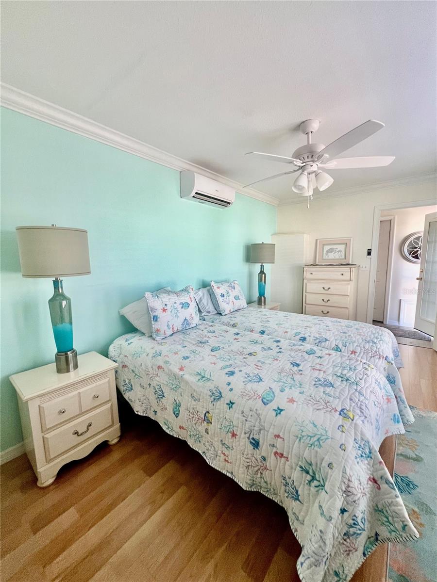 143 S PORT DR — photo 8