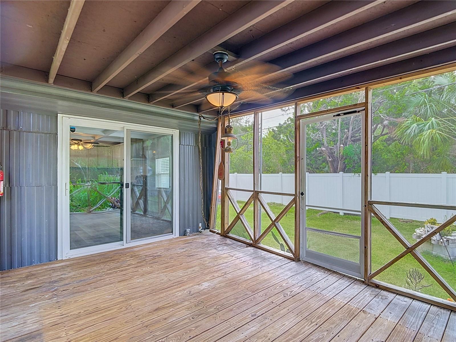 14529 WILLIAMS LN — photo 4
