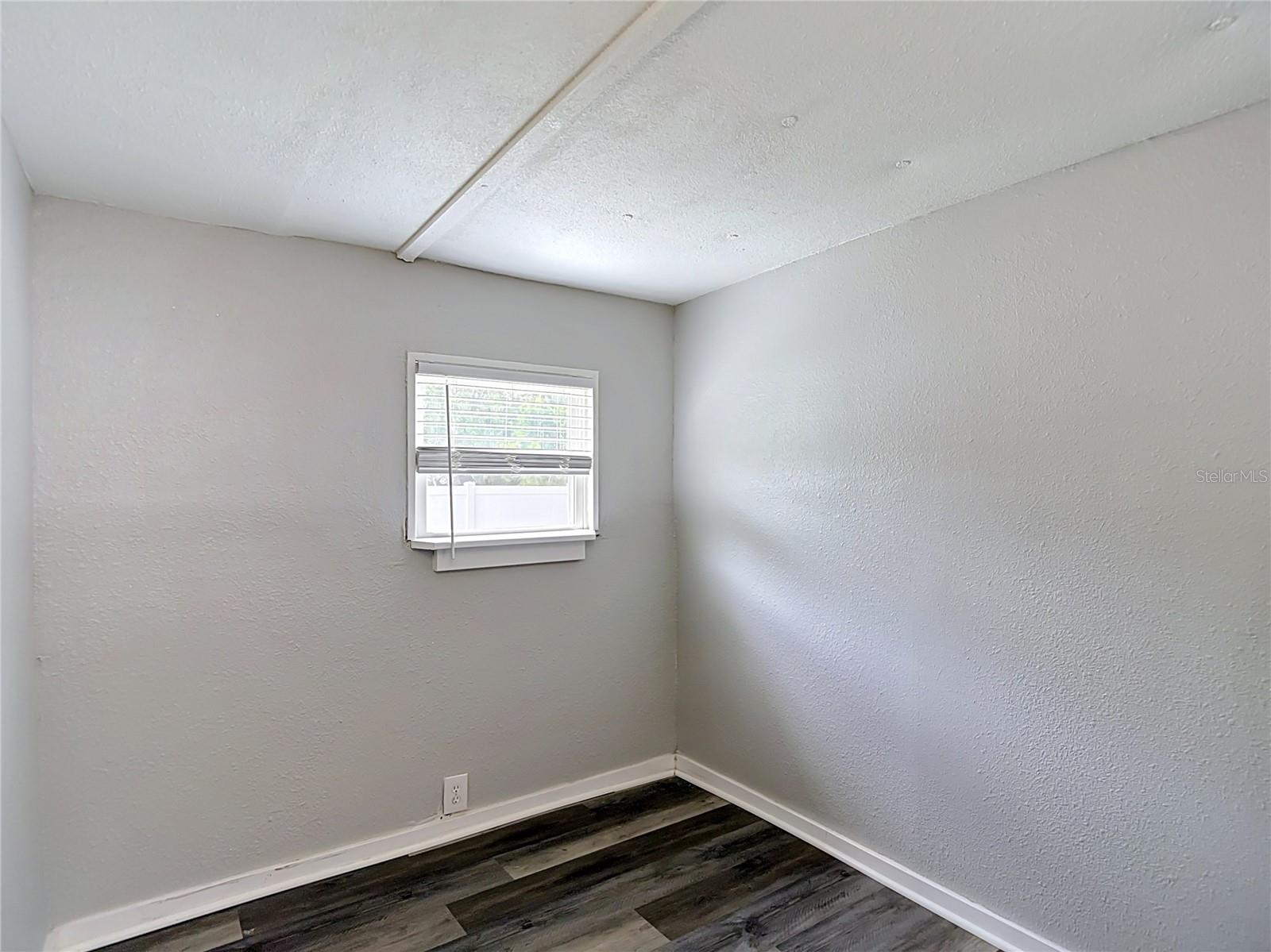 14529 WILLIAMS LN — photo 31