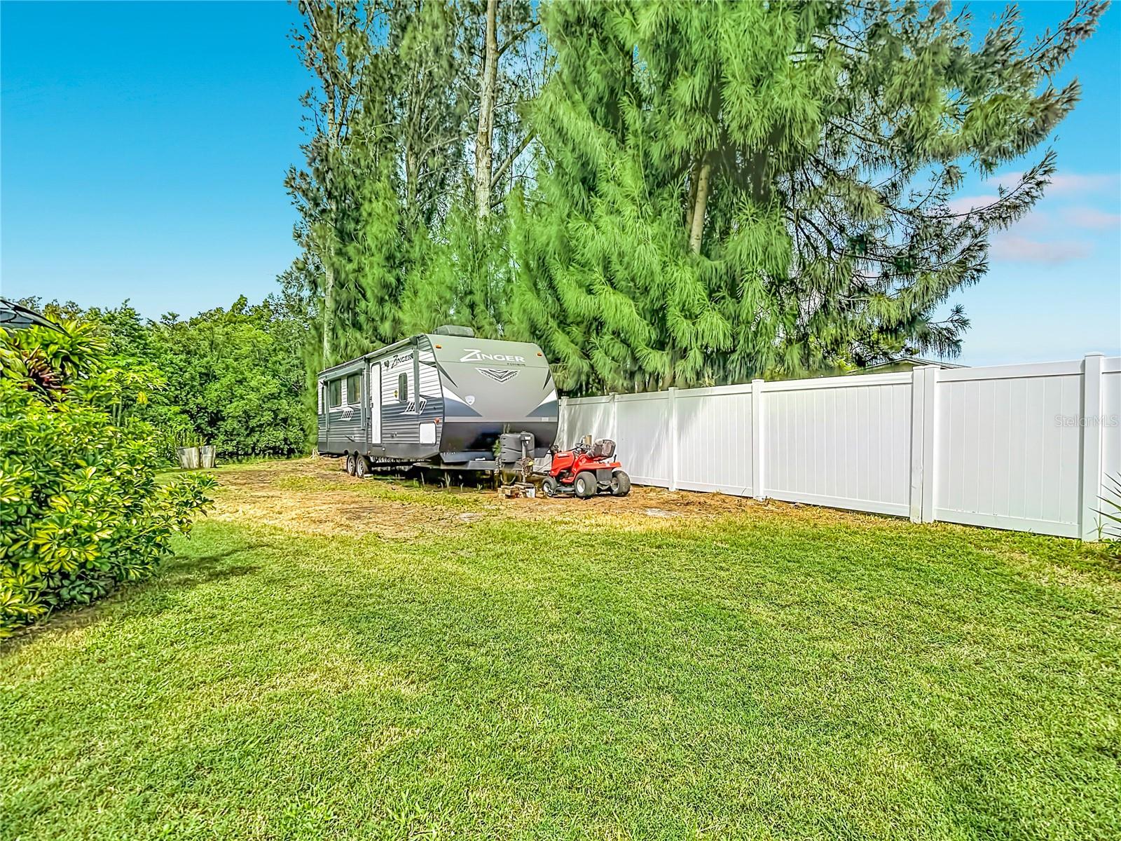 14529 WILLIAMS LN — photo 47