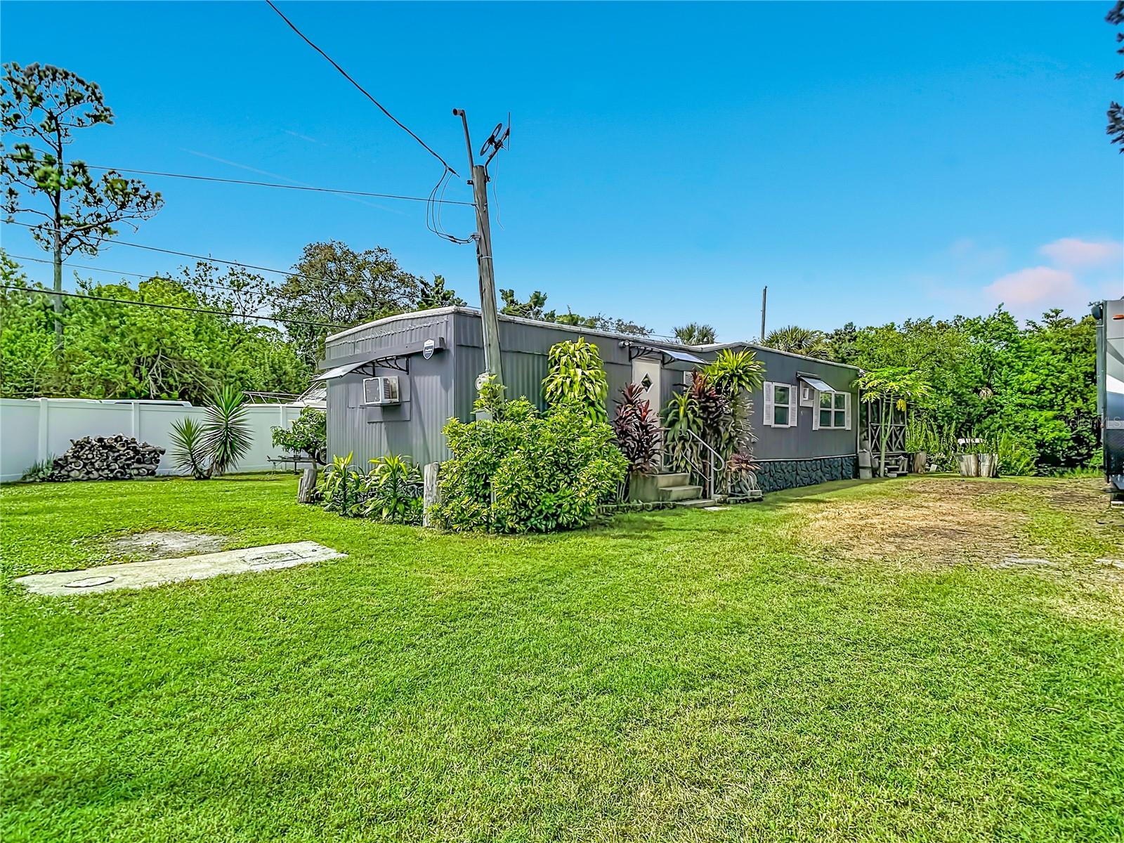 14529 WILLIAMS LN — photo 59