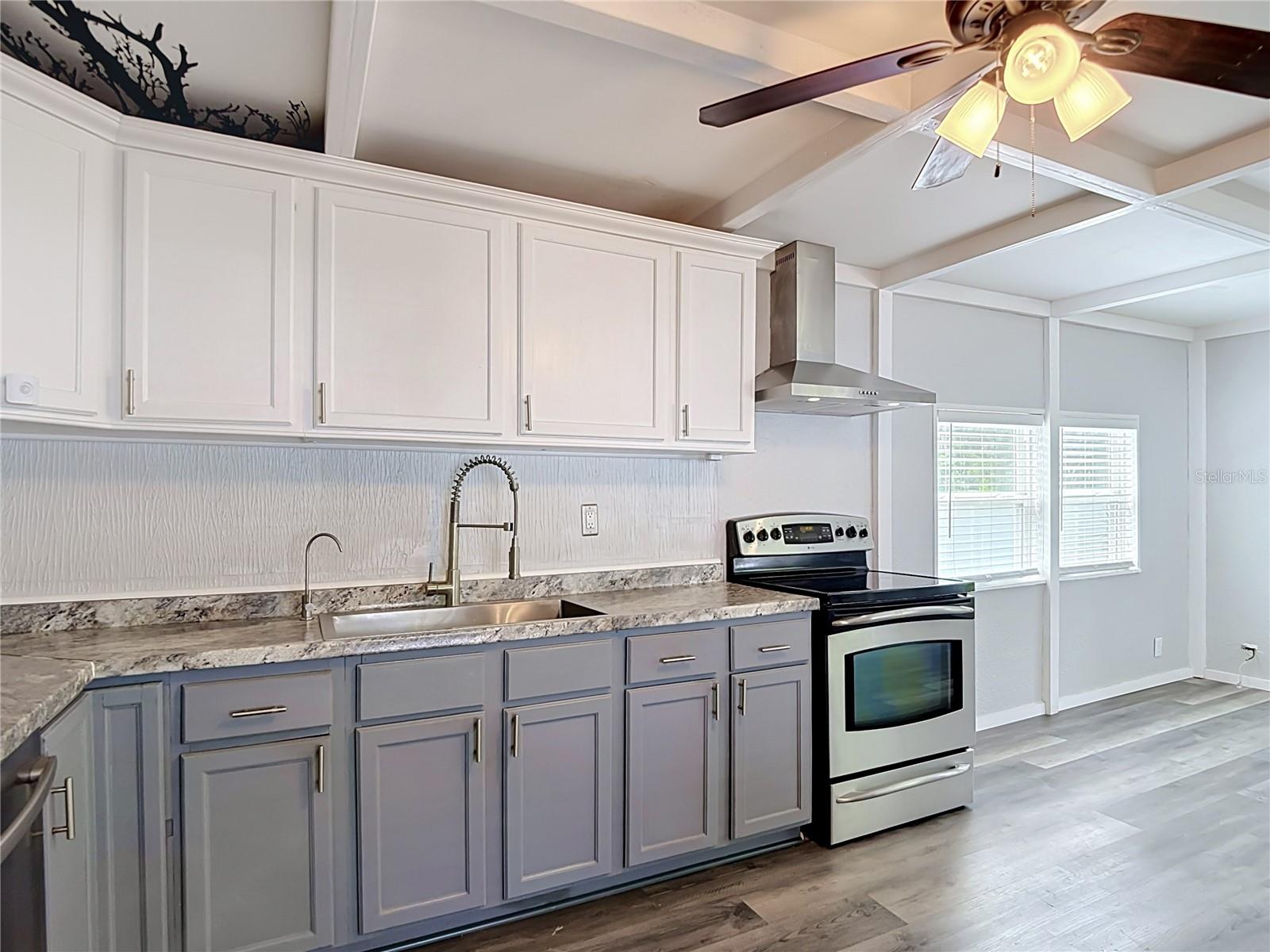 14529 WILLIAMS LN — photo 21
