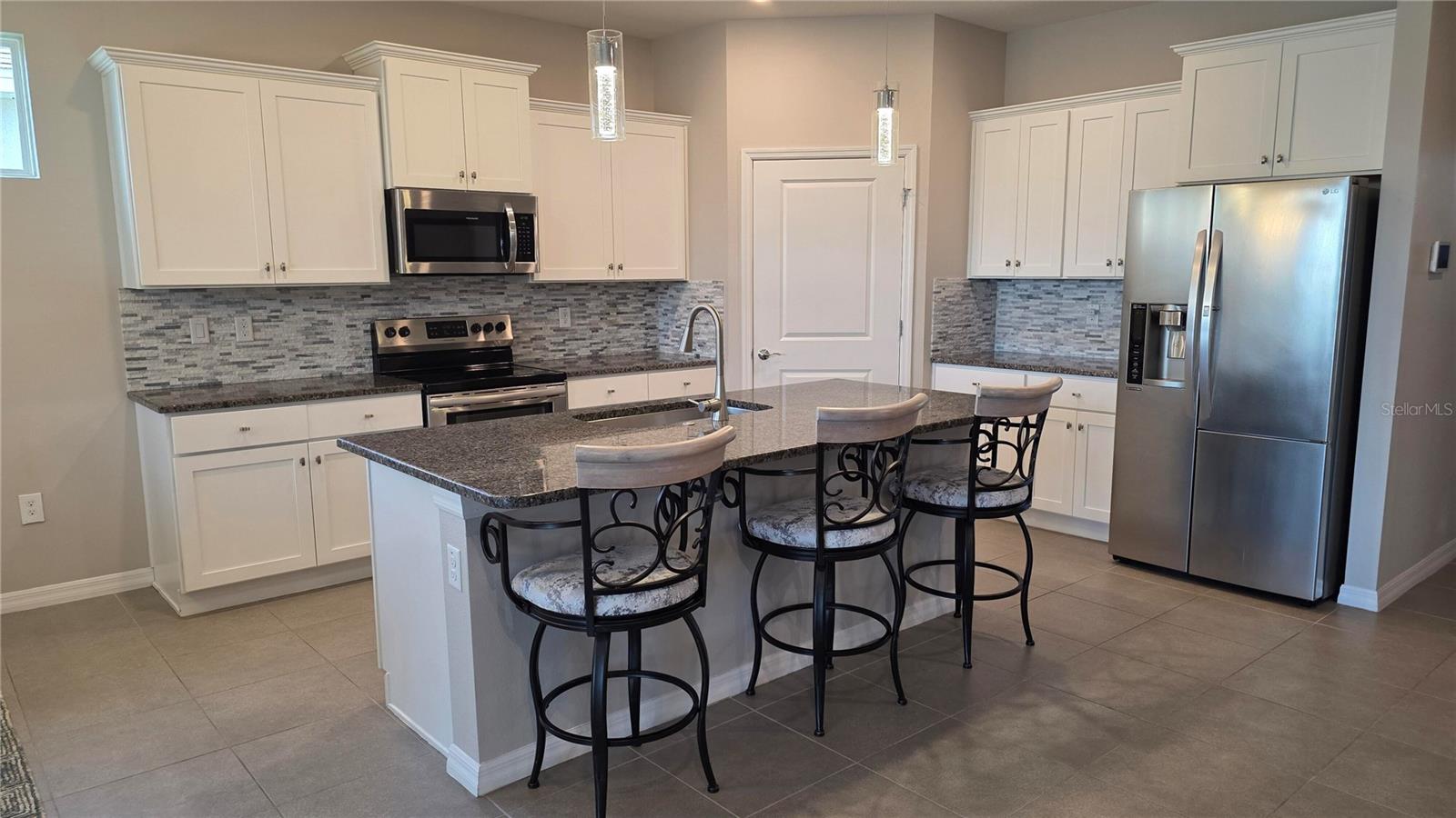 13318 WATERLEAF GARDEN CIR — photo 5