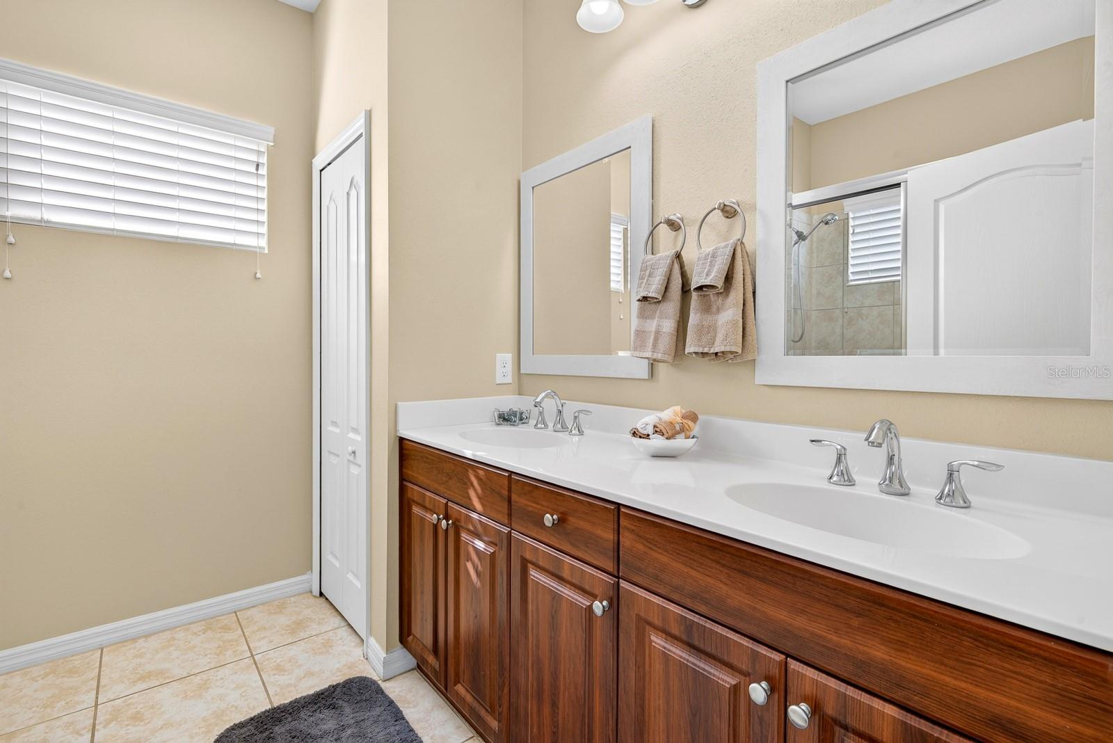 1475 BLUE HORIZON CIR — photo 28