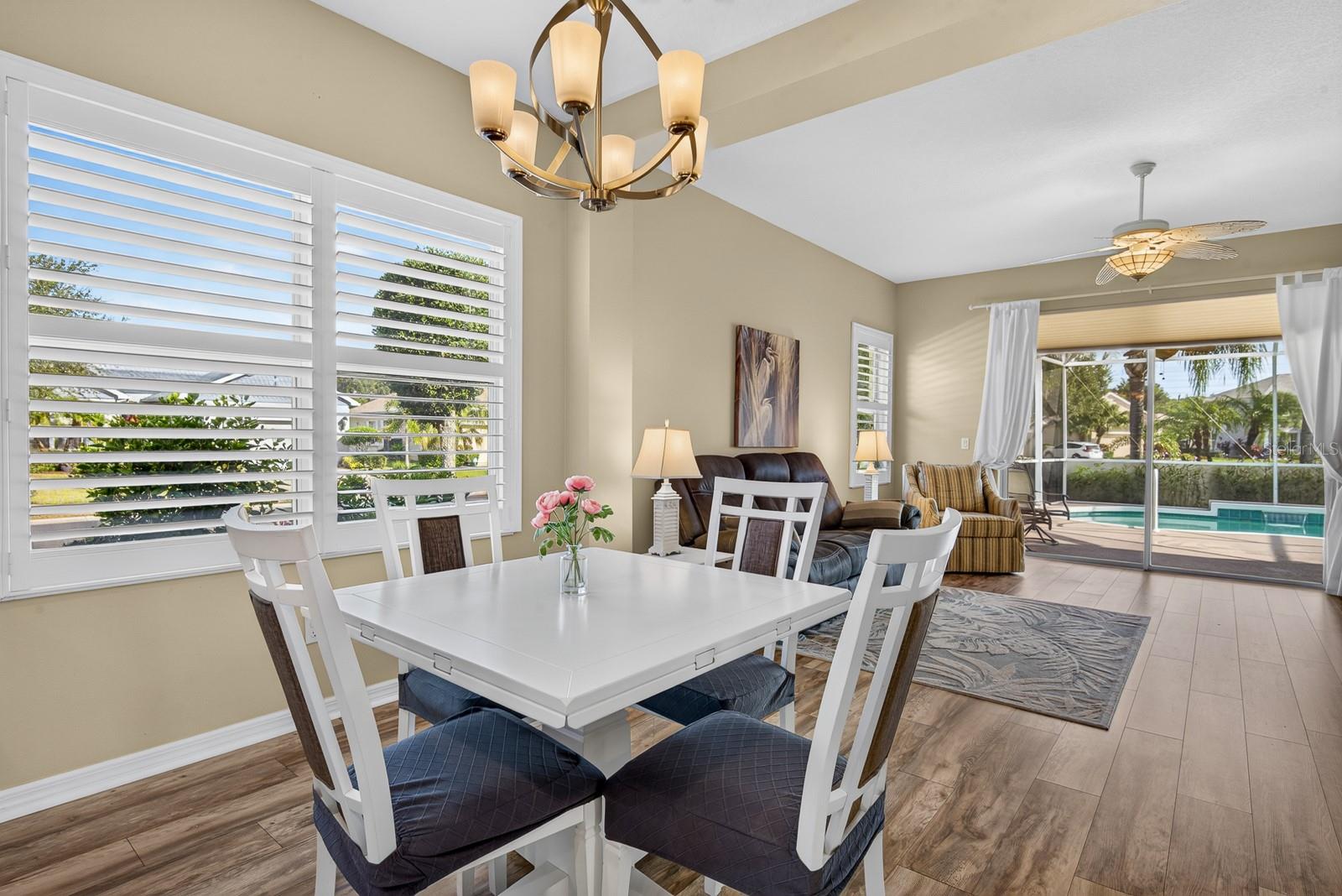 1475 BLUE HORIZON CIR — photo 9