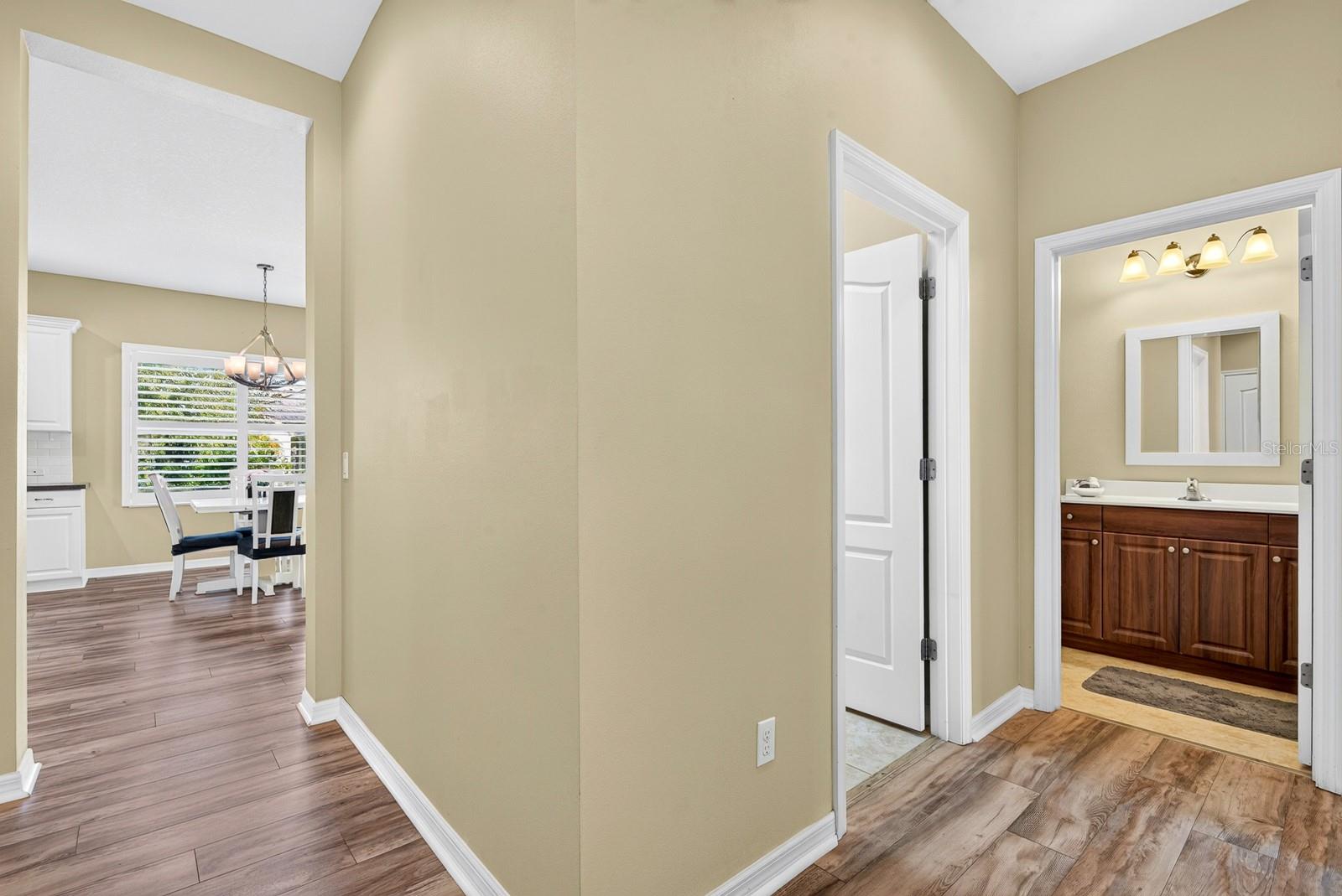 1475 BLUE HORIZON CIR — photo 17