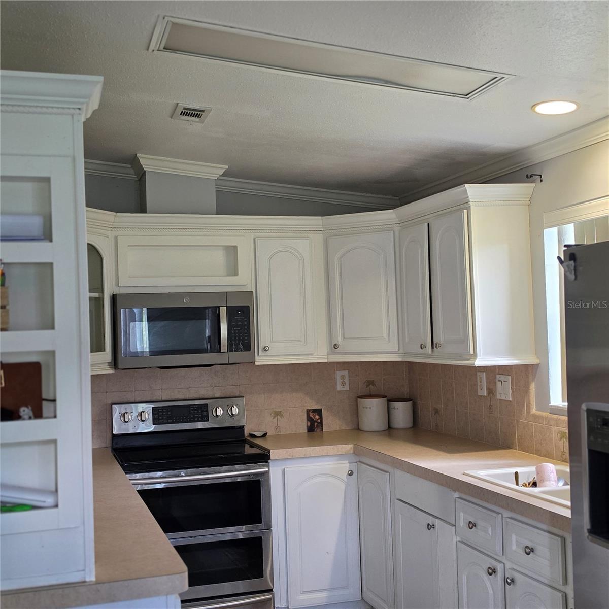 12408 ELNORA DR — photo 3