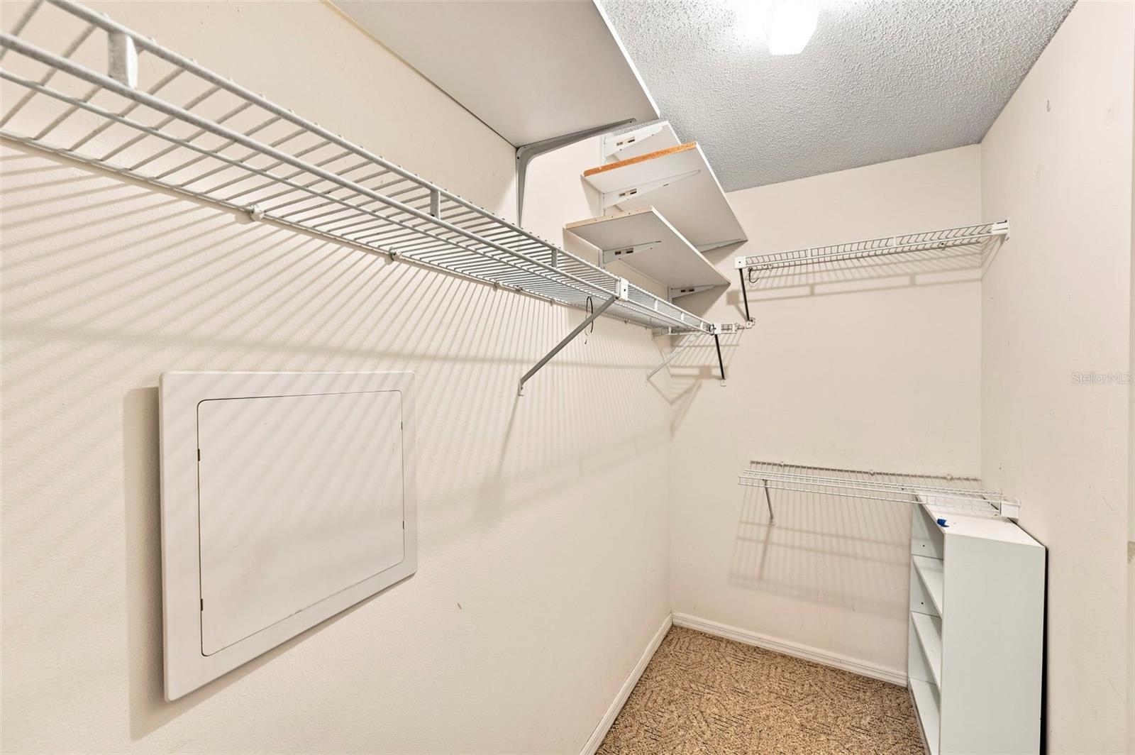 409 FELTHAM TRL #B — photo 32