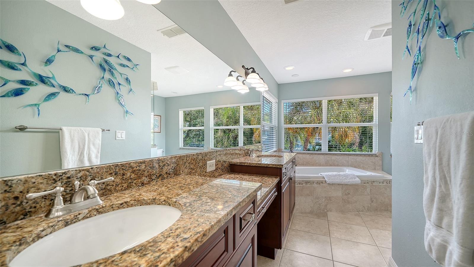 5188 SIESTA WOODS DR — photo 23