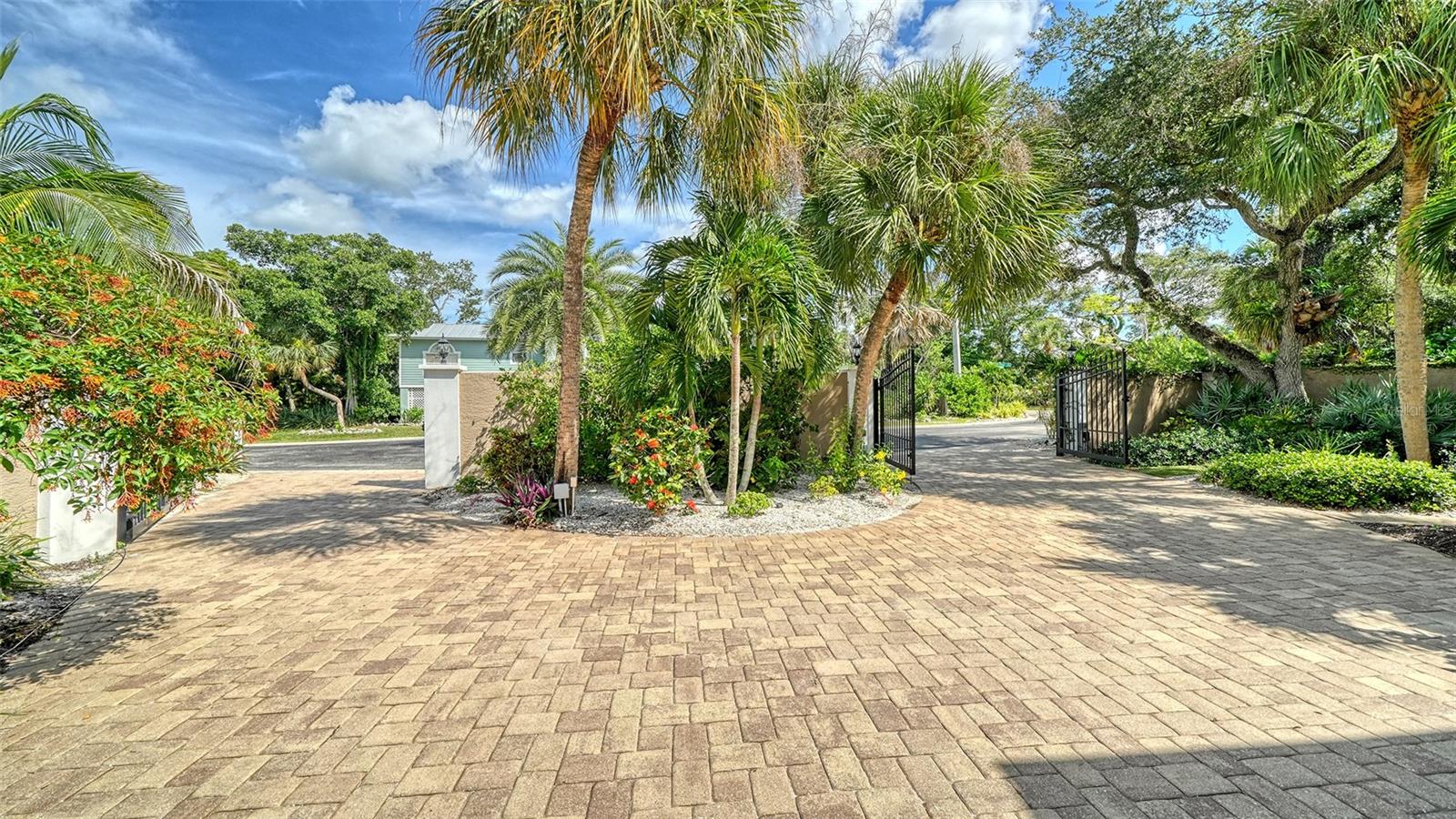5188 SIESTA WOODS DR — photo 5