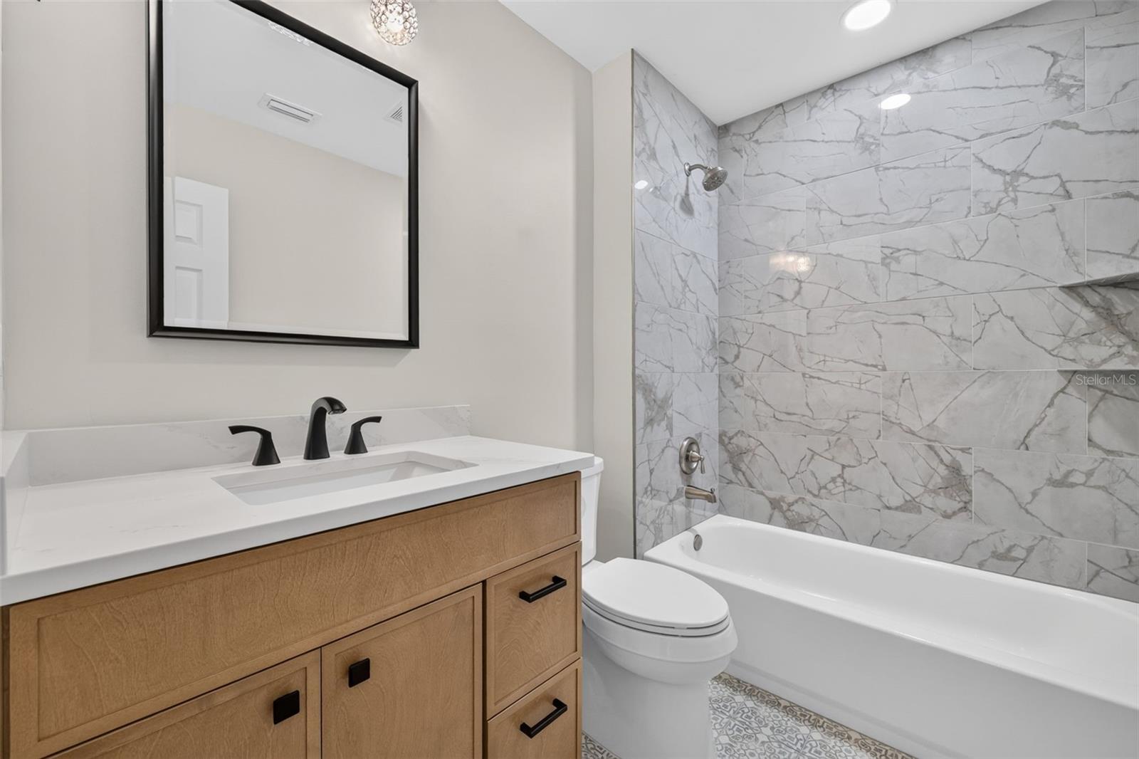 8352 MEADOWBROOK DR #10 — photo 27