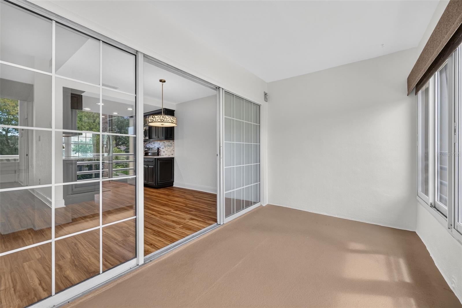8352 MEADOWBROOK DR #10 — photo 32
