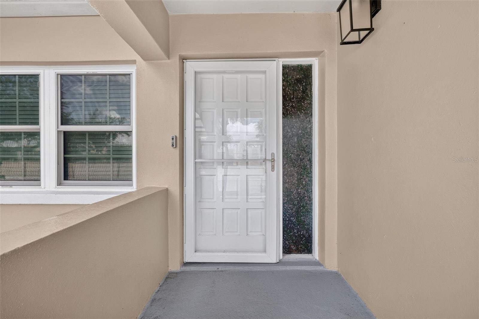 8352 MEADOWBROOK DR #10 — photo 4