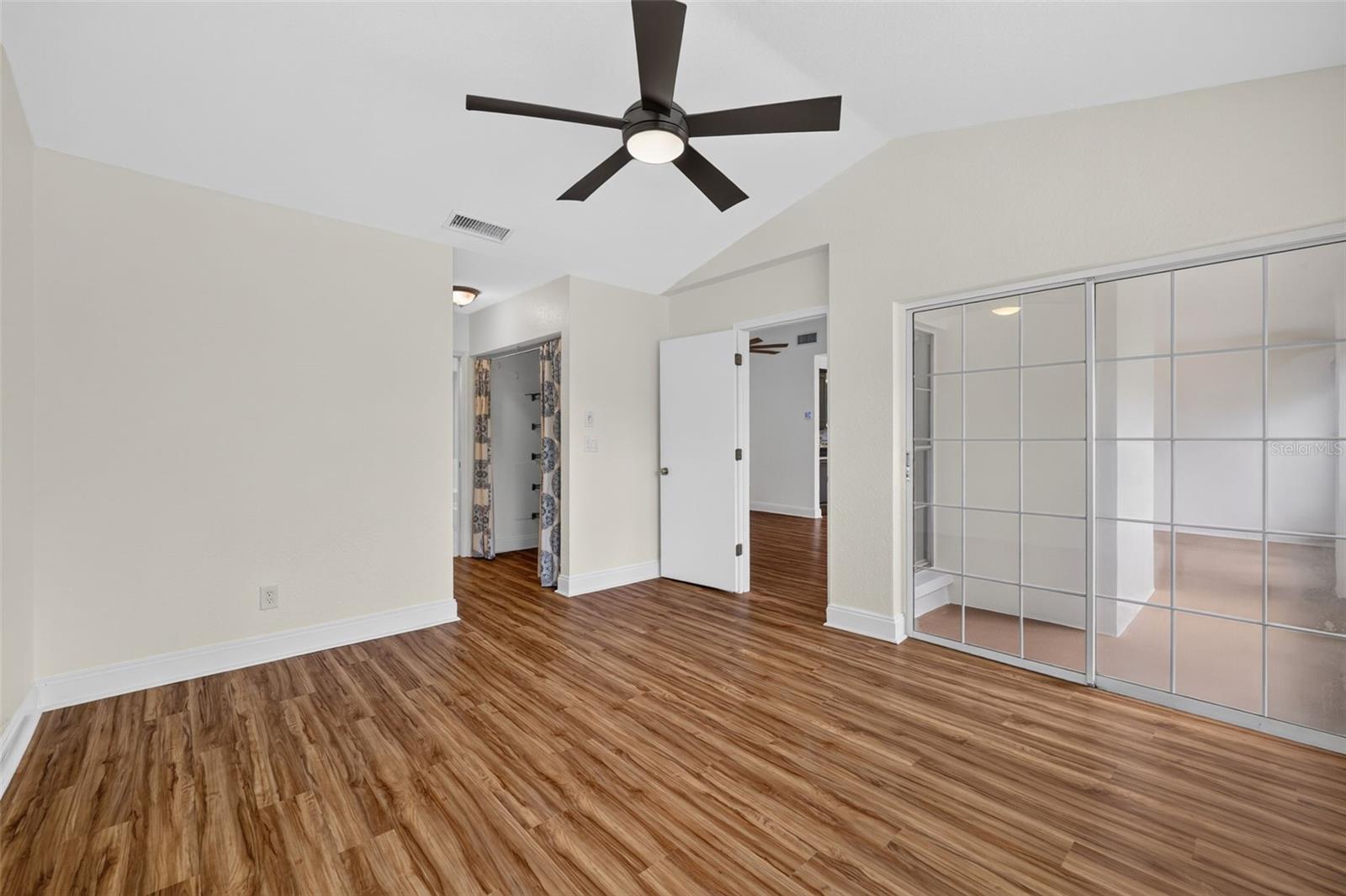8352 MEADOWBROOK DR #10 — photo 17