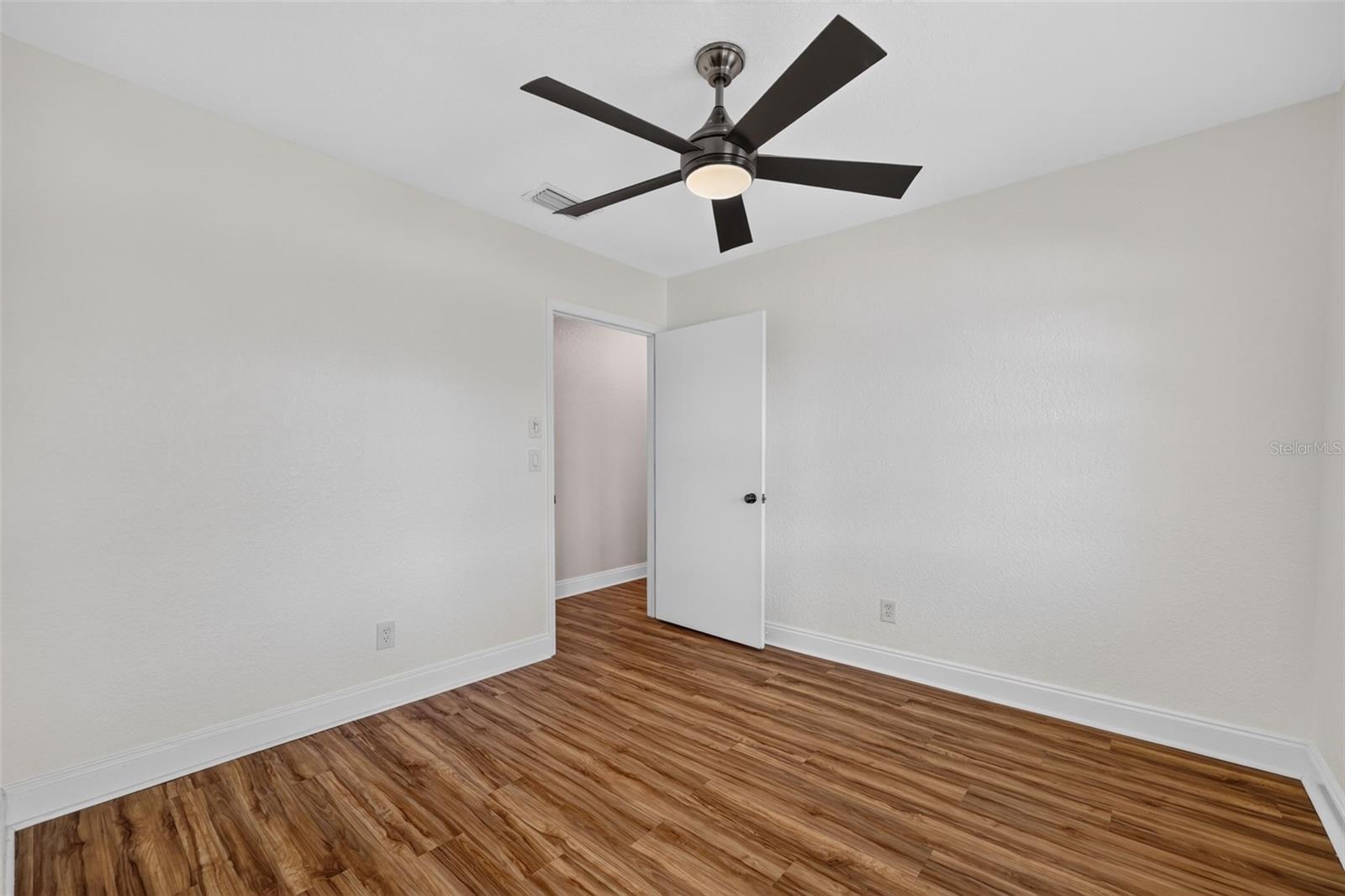 8352 MEADOWBROOK DR #10 — photo 25