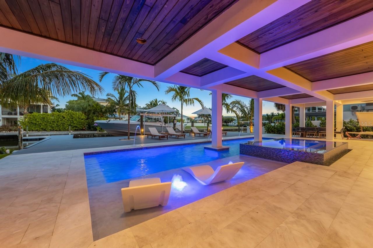 515 LOQUAT DR — photo 67