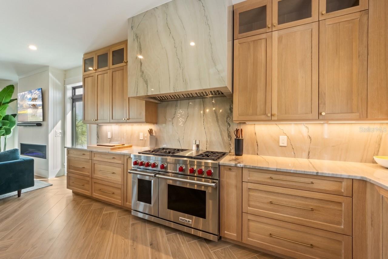 515 LOQUAT DR — photo 16