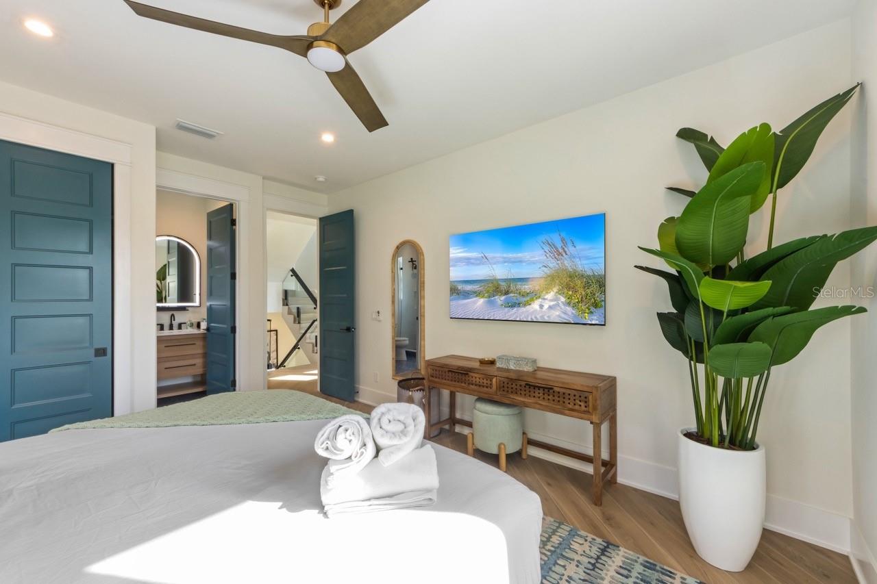 515 LOQUAT DR — photo 21