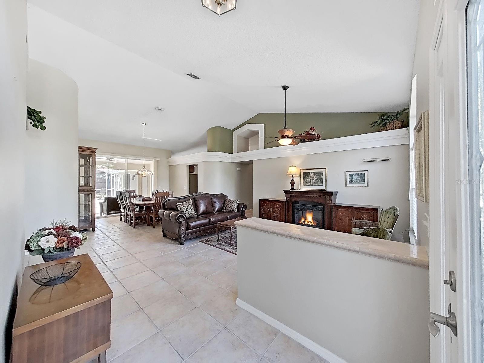 15001 MEADOWLAKE ST — photo 10