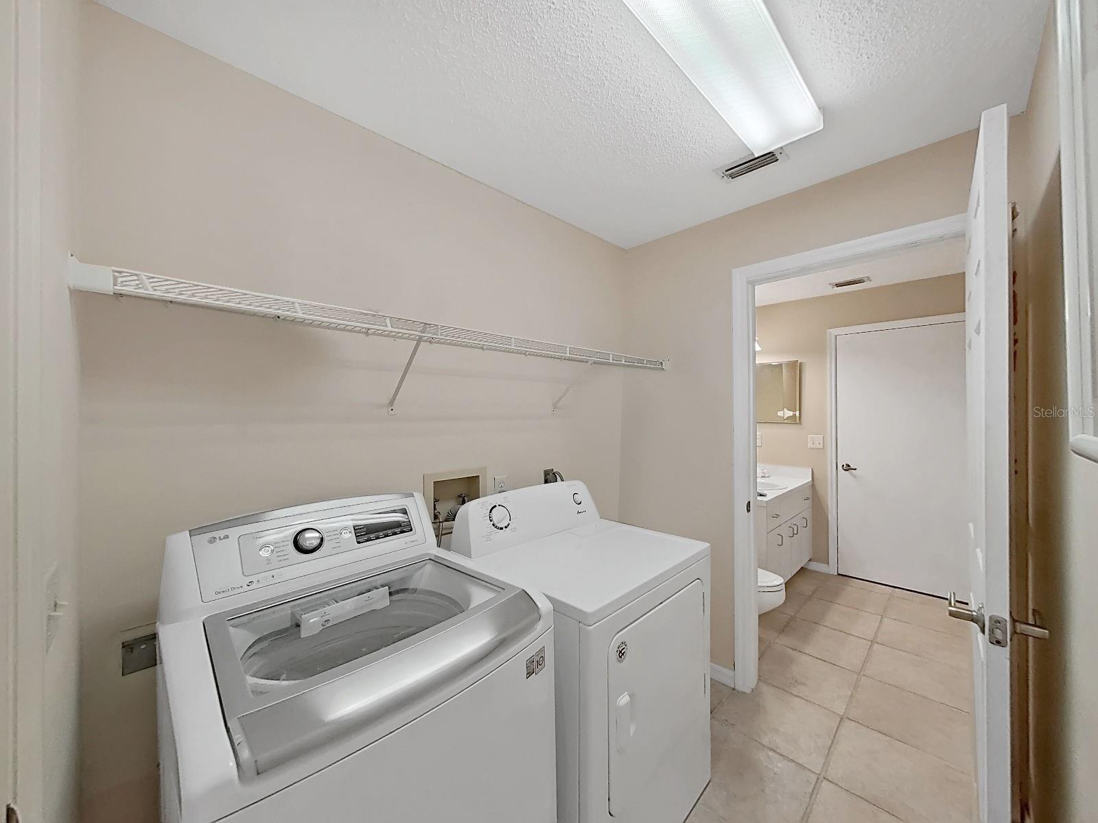 15001 MEADOWLAKE ST — photo 41