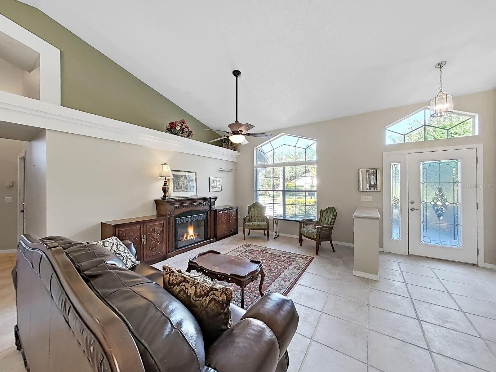 15001 MEADOWLAKE ST — photo 8