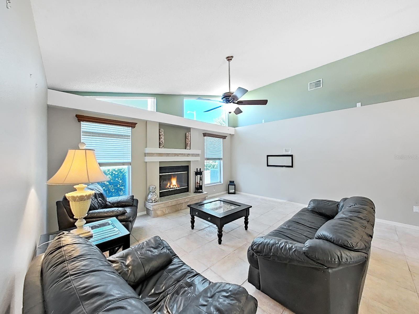 15001 MEADOWLAKE ST — photo 21