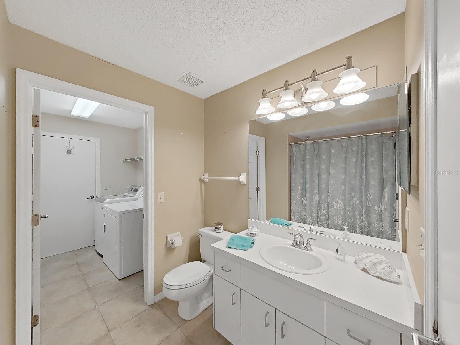 15001 MEADOWLAKE ST — photo 39