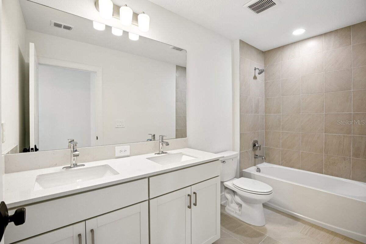 17824 BROADLEAF LOOP — photo 14