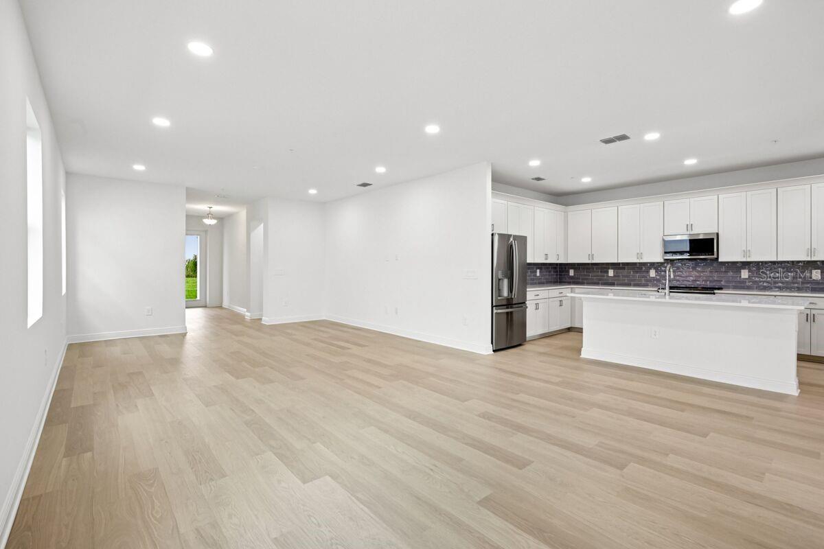 17824 BROADLEAF LOOP — photo 6