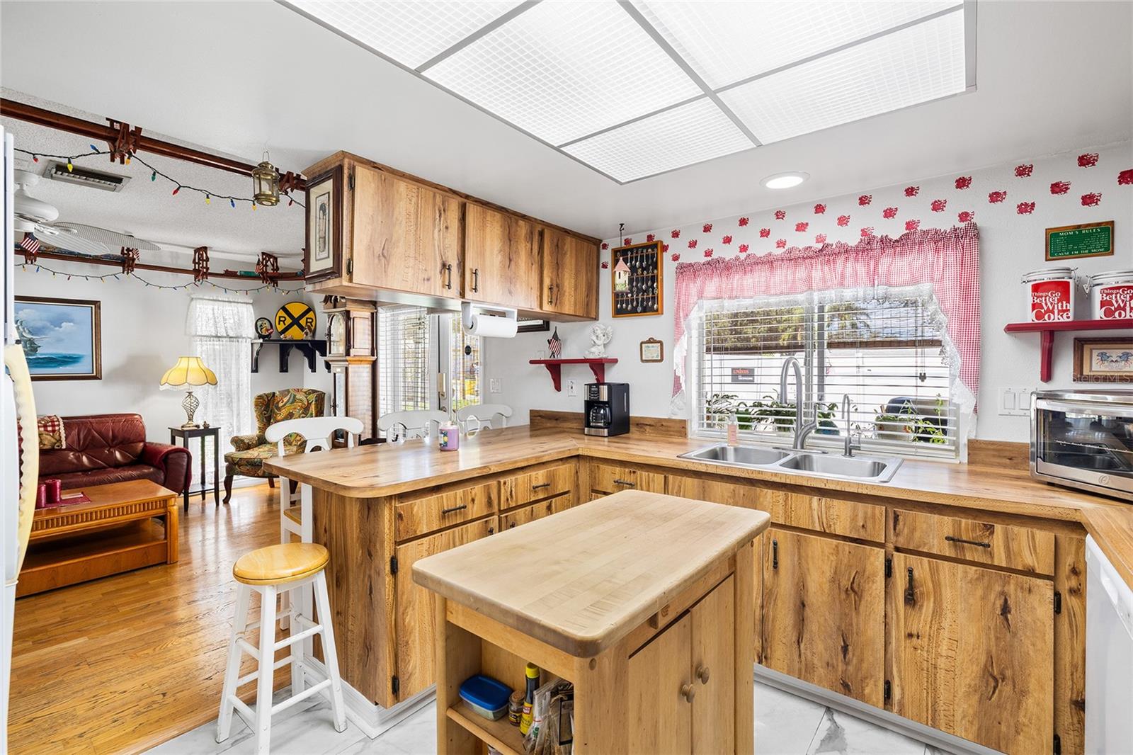 2210 CITRUS HILL RD — photo 15