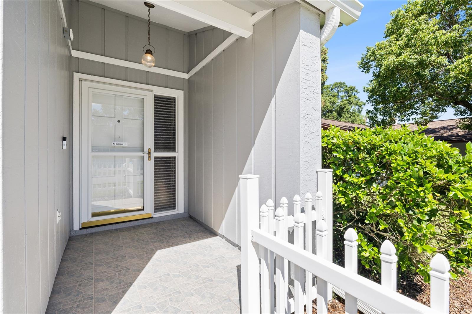 2210 CITRUS HILL RD — photo 4