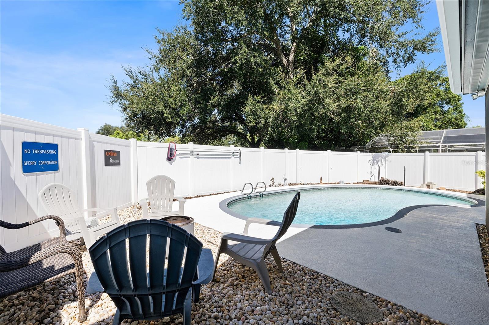 2210 CITRUS HILL RD — photo 32