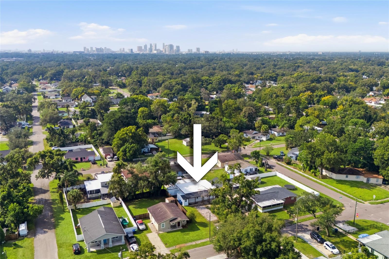 1707 E FRIERSON AVE — photo 30