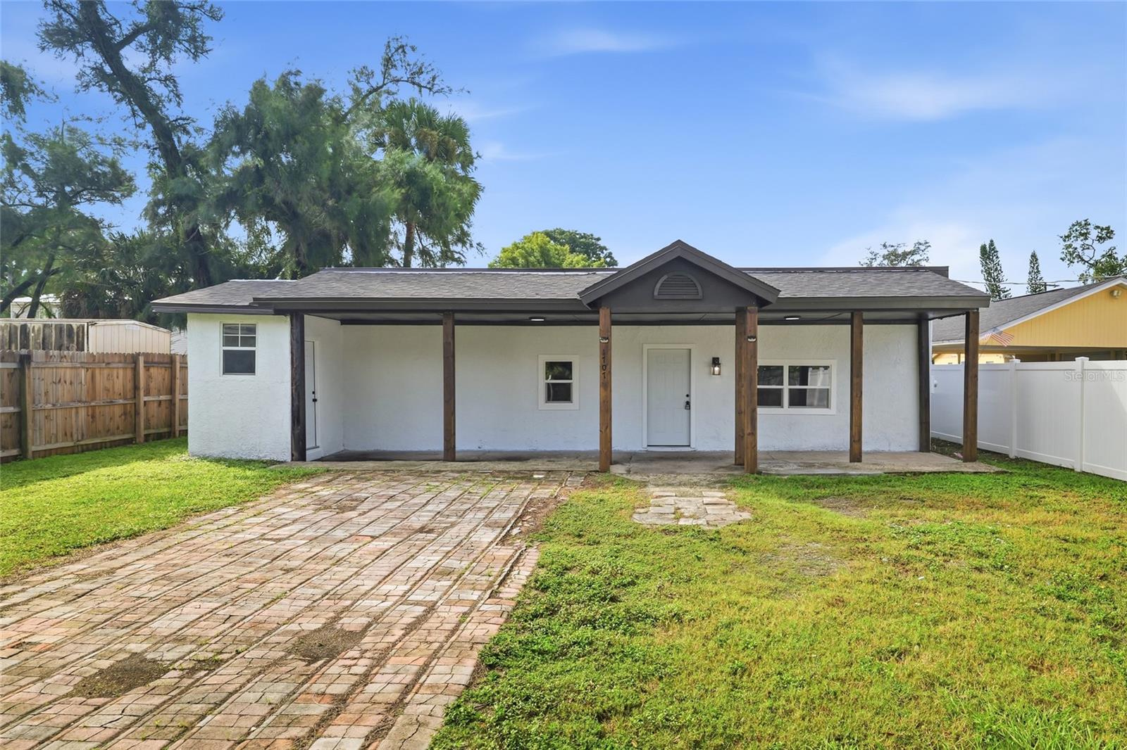 1707 E FRIERSON AVE — photo 3