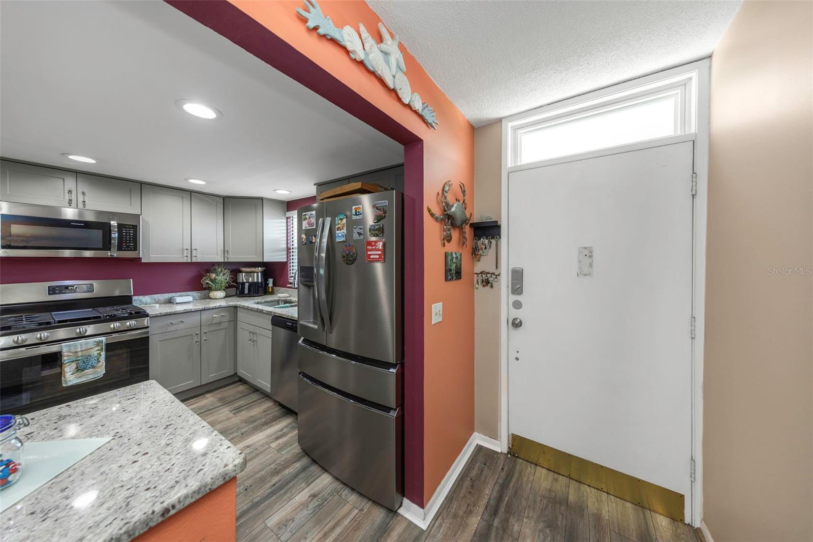 1868 SHORE DR S #409 — photo 9