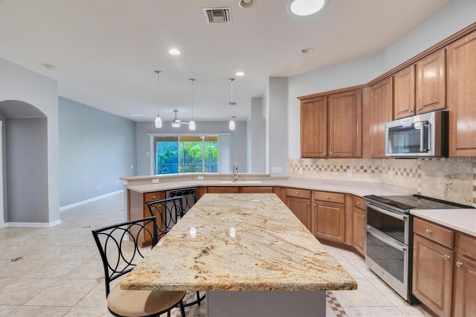3531 FORTINGALE DR — photo 23