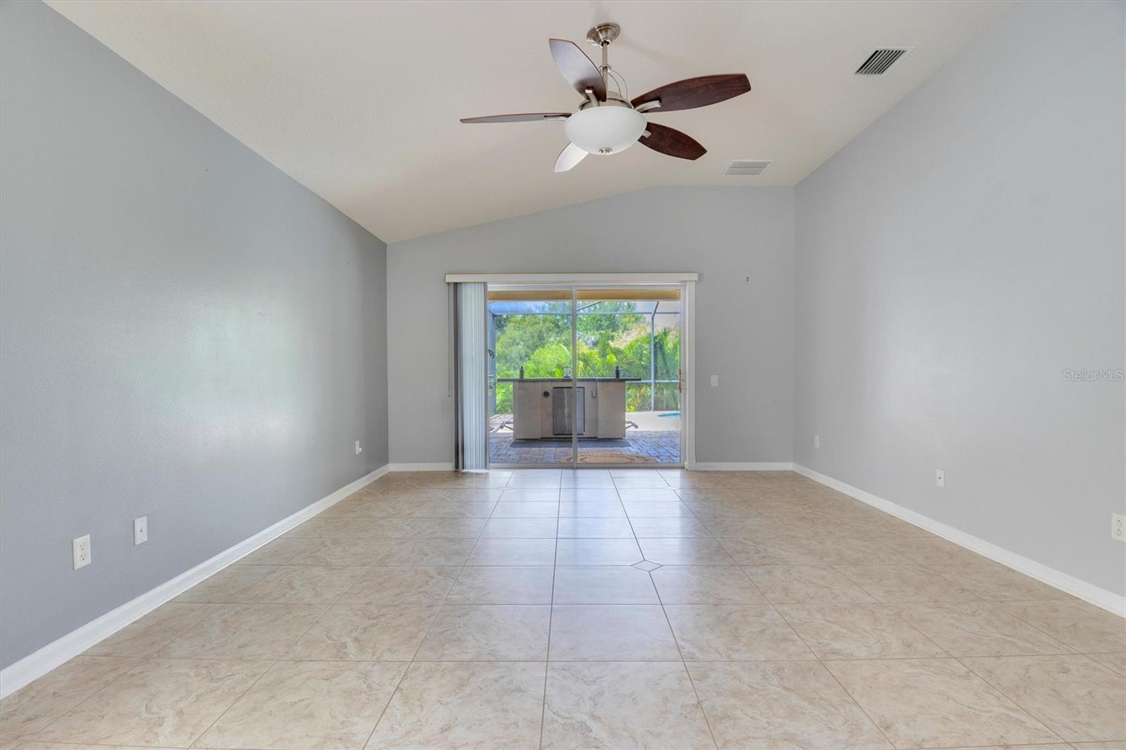 3531 FORTINGALE DR — photo 17