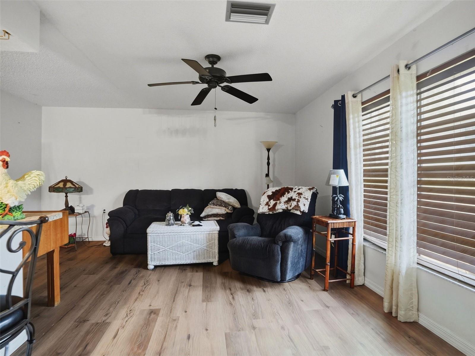 8215 SAN FELIPE CT — photo 9