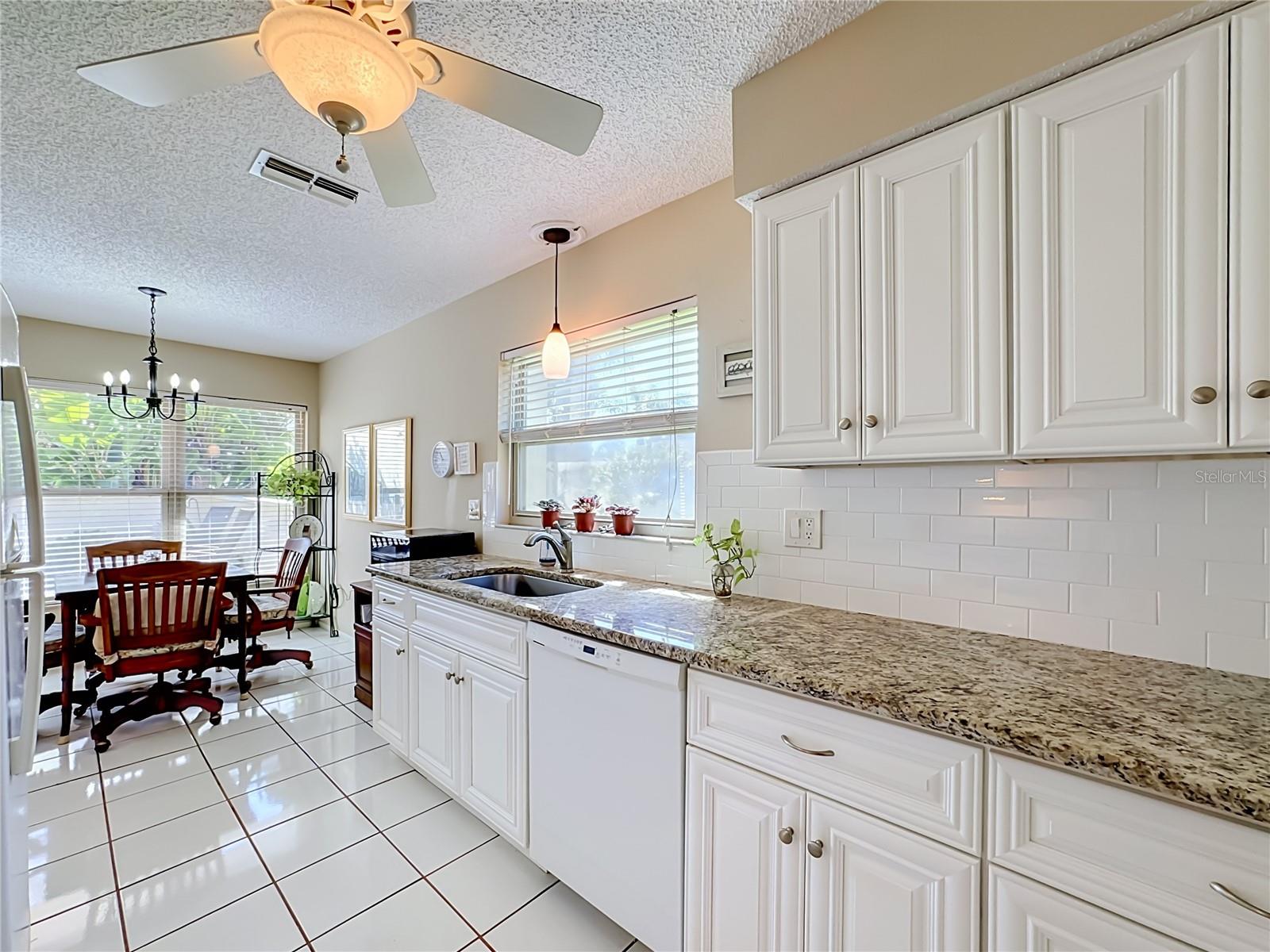 6010 COURTSIDE DR — photo 16