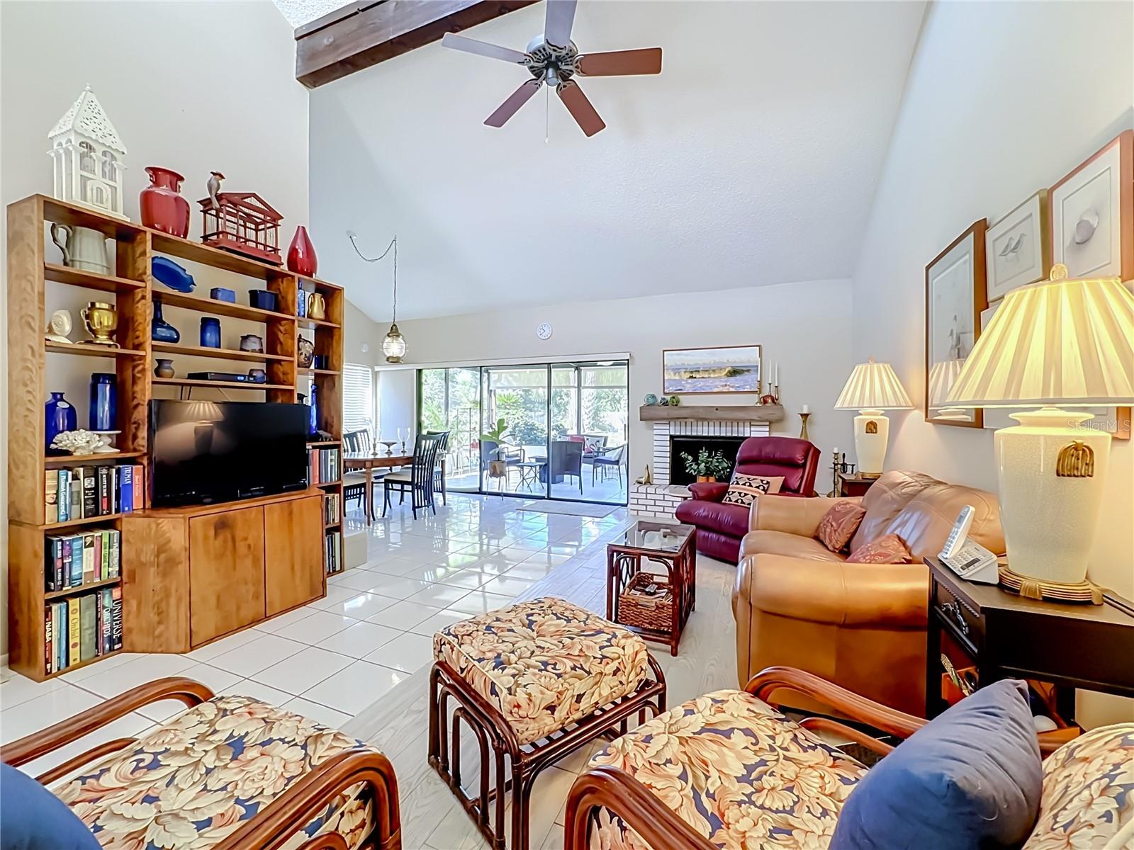 6010 COURTSIDE DR — photo 7
