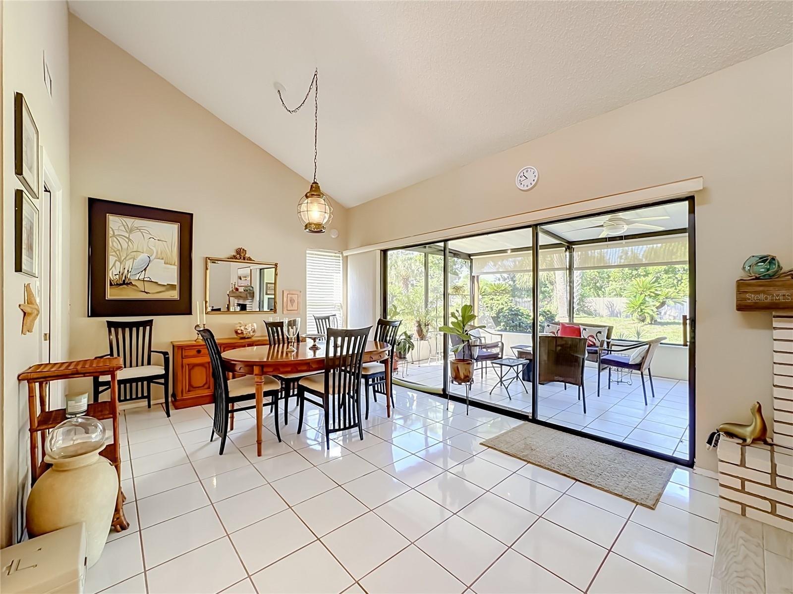6010 COURTSIDE DR — photo 11