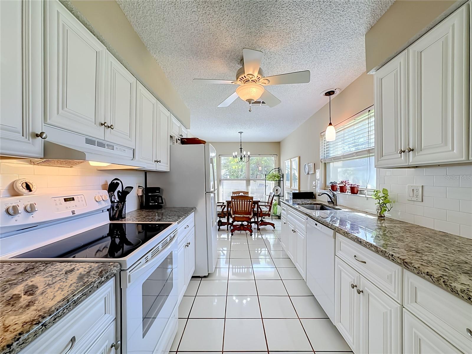 6010 COURTSIDE DR — photo 15