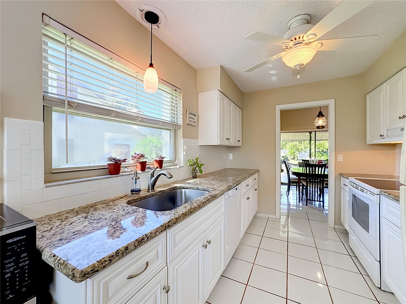 6010 COURTSIDE DR — photo 19