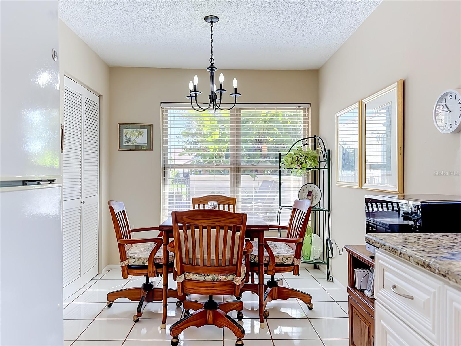 6010 COURTSIDE DR — photo 17
