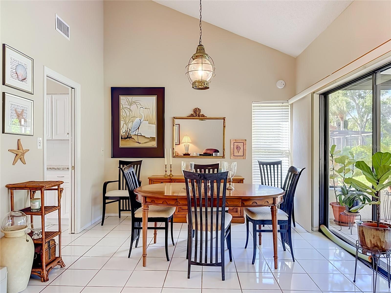 6010 COURTSIDE DR — photo 12