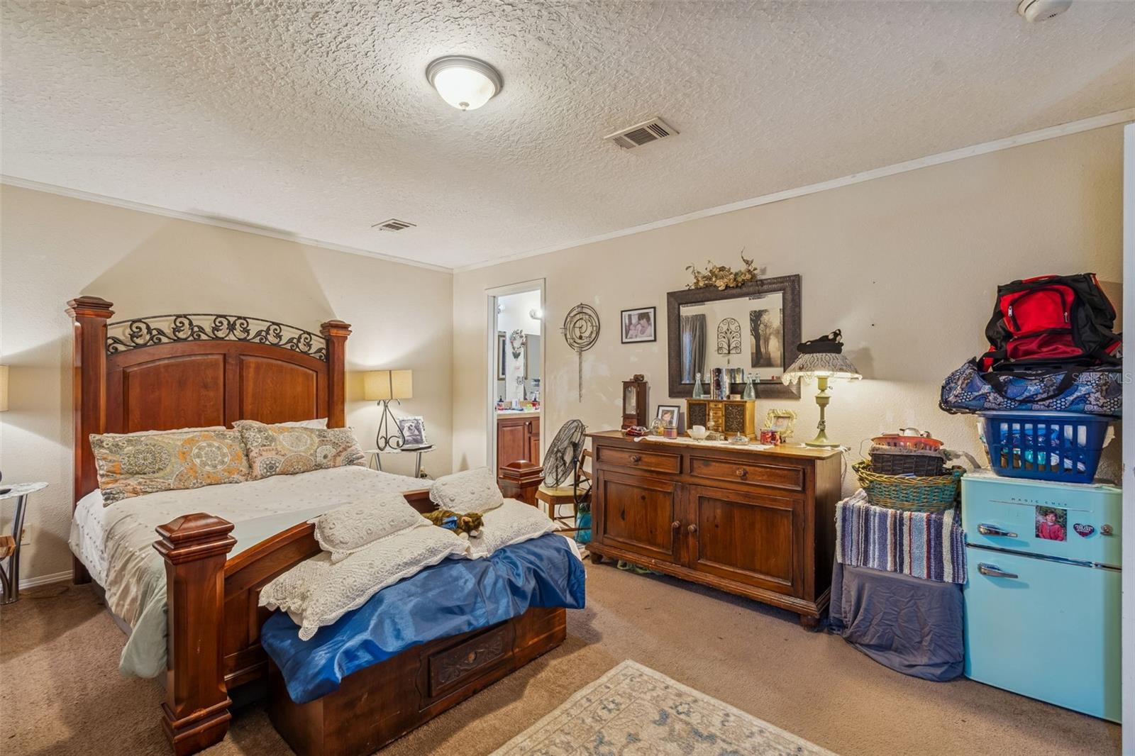 27435 HOLIDAY DR — photo 34