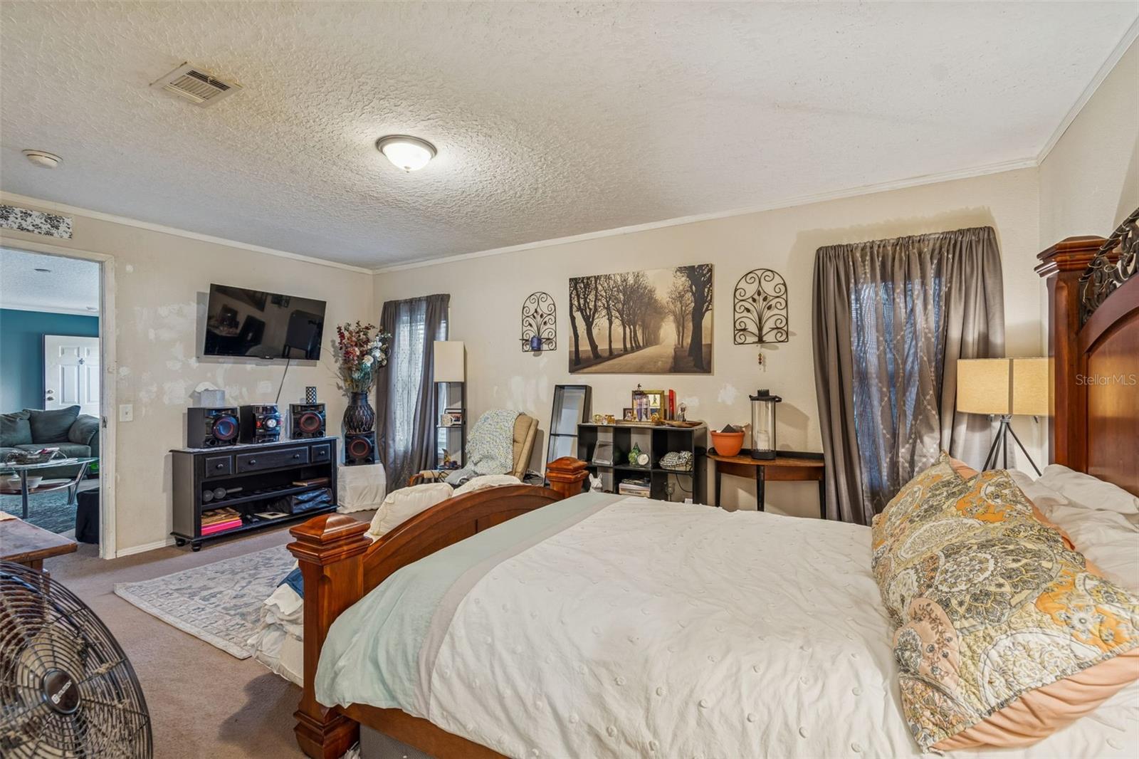27435 HOLIDAY DR — photo 11
